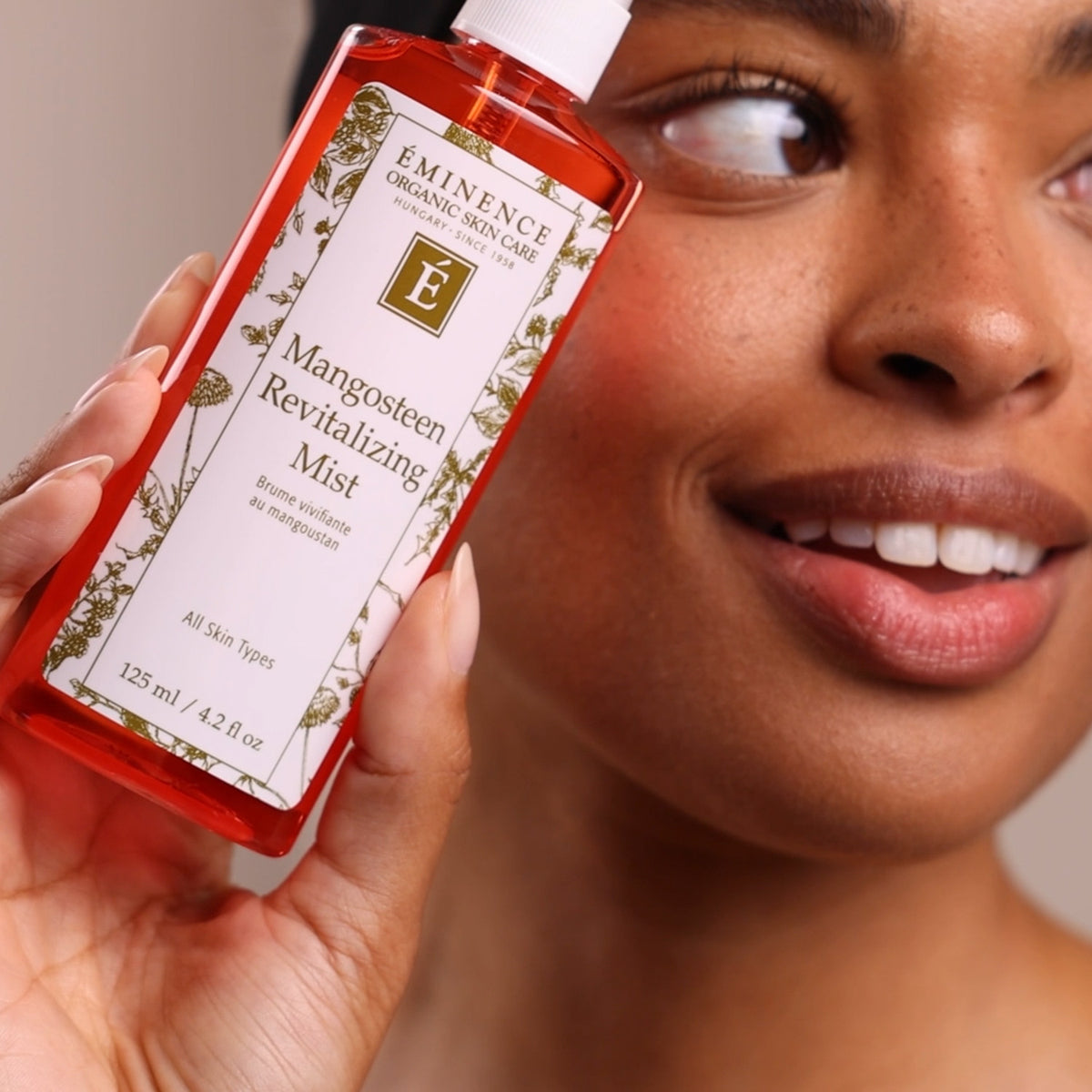 Mangosteen Revitalizing Mist
