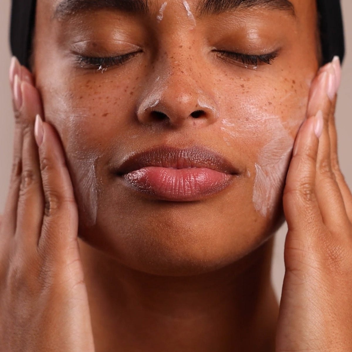 Kombucha Microbiome Leave-On Masque